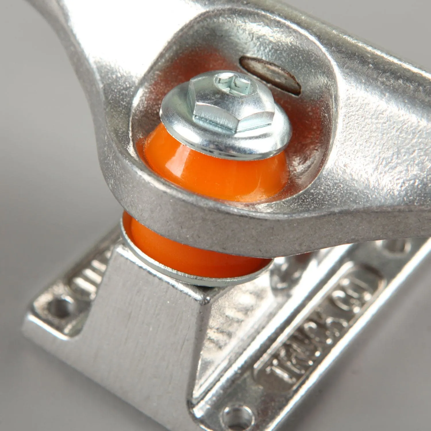 Independent 'Mid' 139 Trucks (Polished Silver)
